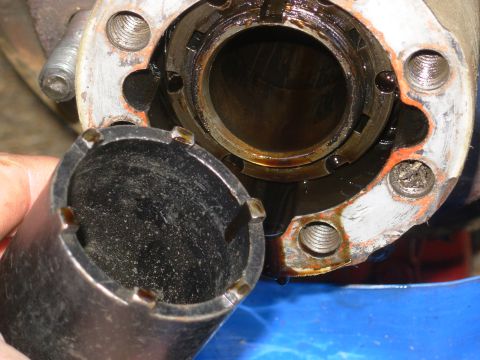 1997 Chevrolet Silverado 3500 - This looks right, but it wouldn't grip. Either it's the wrong size, or the teeth are mushroomed.