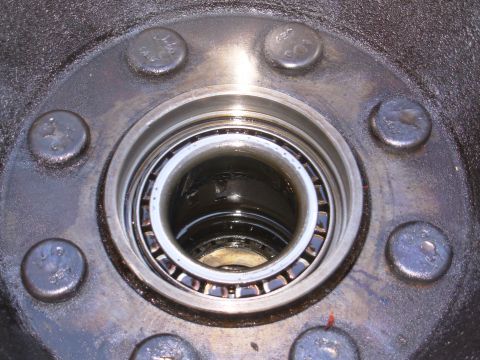 1997 Chevrolet Silverado 3500 - No scratches on the seal bore.