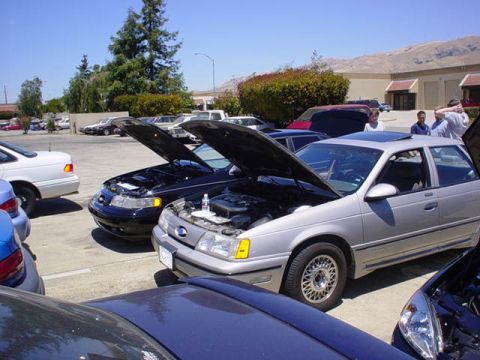 2002 Ford Taurus - Now open wide and say "Ahhhhhh"