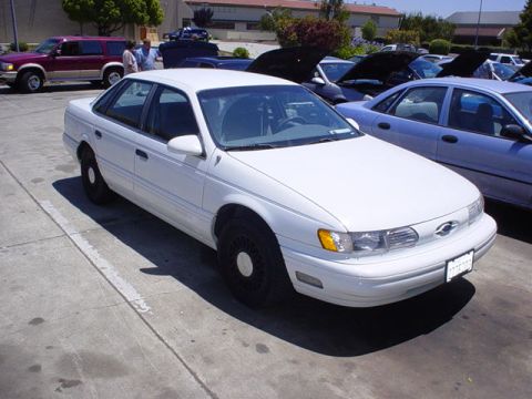 2002 Ford Taurus - Standard issue....