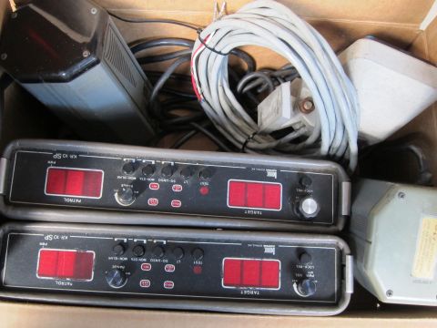 1991 Ford LTD Crown Victoria - Two KR 10 SP radar detector units are visible along with other electronic equipment and cables.