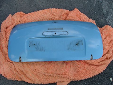 1980 MINI Cooper - bootlid fully dismantled