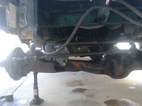 1996 Ford Bronco - Do the other side. I went ahead and also put the Tie Rod on the pitman arm.