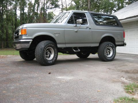 1988 Ford Bronco photo