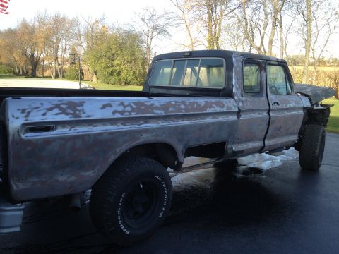 1979 Ford F-350 “supercab”