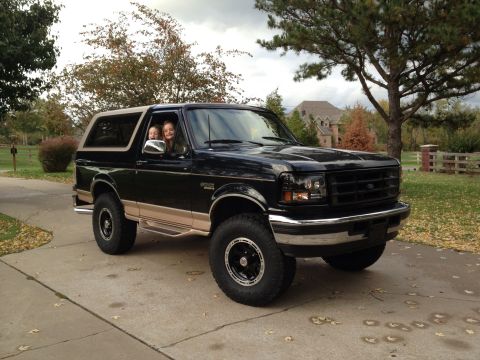 1996 Ford Bronco photo