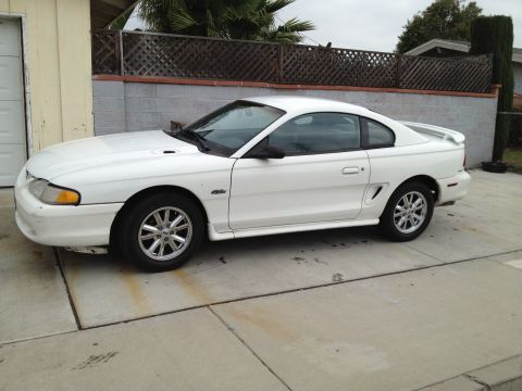 1996 Ford Mustang photo
