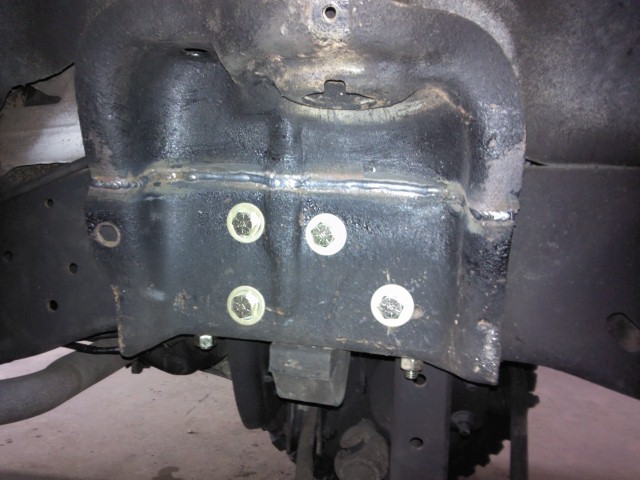 Frame mount with bolts