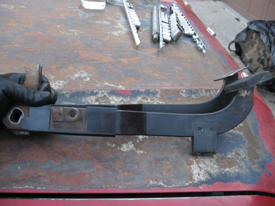 The mechanical and hydraulic clutch arms have different angles.  The hydraulic clutch is back further, but has a stopper on the end of it.  Not sure why, but there must be a reason.