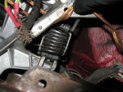 1981 Ford Bronco - Once it was in place, I used wire cutters to cut the wires off the spring.