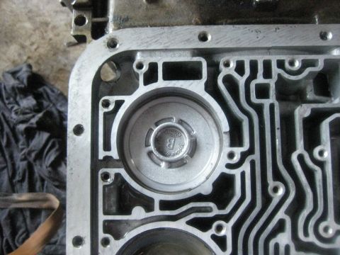 1994 Ford Bronco - Overdrive servo installed.