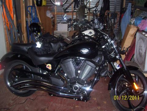 2009 Victory Classic Cruiser photo