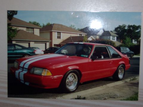 1990 Ford Mustang photo