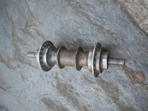 1994 Ford Bronco - This is a bicycle hub, not a 1994 Ford Bronco.