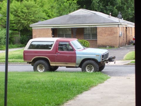 1986 Ford Bronco photo