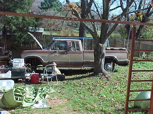 DONOR TRUCK, BOUGHT IN SOUTH DAKOT DURING STURGIS, 2003.  (ANYBODY NEED ANY EXT LARIAT CAB PARTS?  HOW ABOUT A COMPLETE CAB WITH TITLE?)