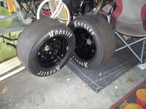 1970 Ford Ranchero - picked up a set of slicks
