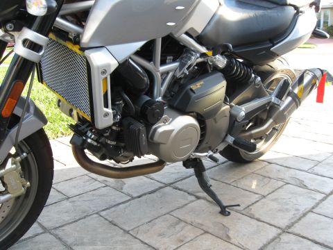 2009 Aprilia Mana 850 photo