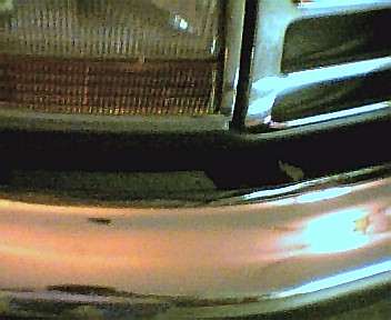 1995 Ford Bronco - The gap after spacing the bumper out 3 in for the tires.