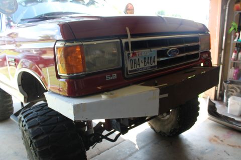 1990 Ford Bronco - The grille and headlight design suggest a 1987 Ford F-Series truck, not a 1990 Bronco.
