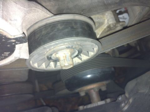 1992 Ford F-150 - Old, noise and loose tensioner pulley.