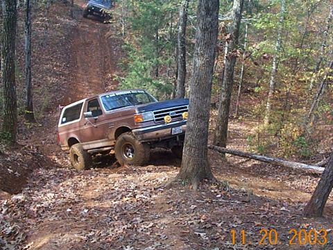1986 Ford Bronco - Rodger climbing