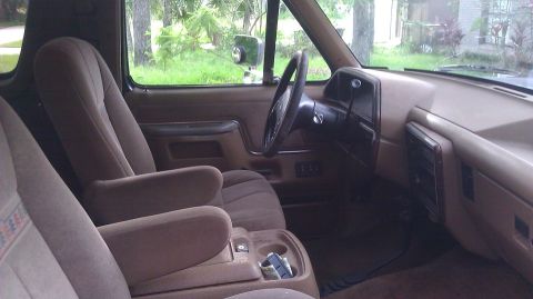 1990 Ford Bronco photo