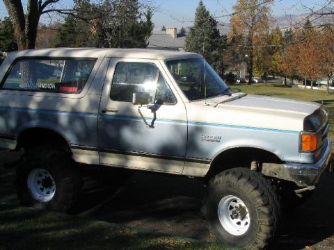 1988 Ford Bronco - This 1988 Ford Bronco is equipped with large off-road tires and a lifted suspension.