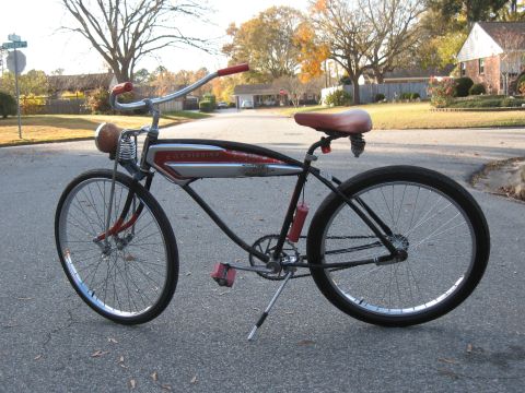 1994 Ford Bronco - This vintage Schwinn bicycle has a distinctive frame with red and silver accents.
