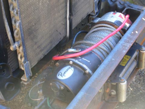 1983 Ford Bronco - Good thing I added an inch to the bumper mounts, or the gearbox would hit the core support. [url=http://www.supermotors.net/registry/media/…
