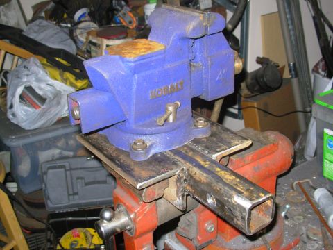 1983 Ford Bronco - This vise has been in my way for a couple of years - now I can get some use out of it. [url=https://www.supermotors.net/registry/media/1018…