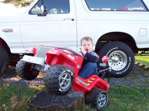 1994 Ford Bronco - Dustin Flexin2
