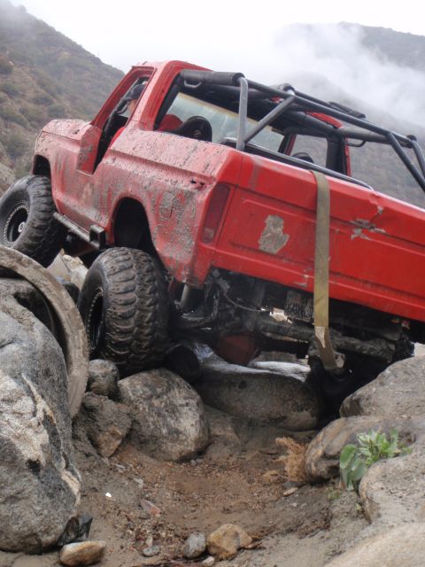 1978 Ford Bronco - This 1978 Ford Bronco is equipped for extreme off-roading on a challenging rocky trail.
