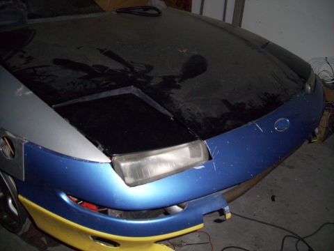 1995 Ford Probe - The body style suggests a 1991 Ford Probe, not a 1995 model.