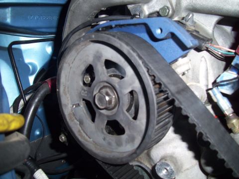 1995 Ford Probe - Engine timing belt and pulley system detail.