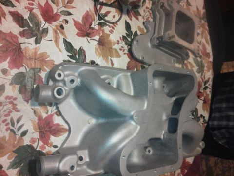1972 Ford Ranchero - plenum cover has a 2" spacer attached