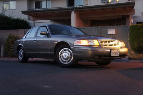 2000 Ford Crown Victoria “VIC”