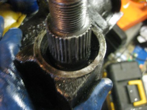 1994 Ford Bronco - Splined shaft detail within a steering gear assembly.