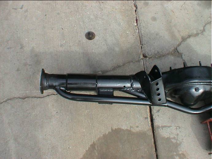 Black rear axle assembly with mounting brackets