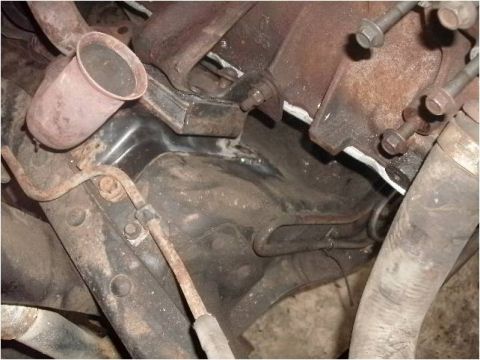1995 Ford F-150 - HAD TO WELD THE 4.9L ENGINE MOUNT TO THE FRAME, THE F250 CHASSIS USES DIFF ONES THAN THE F150,