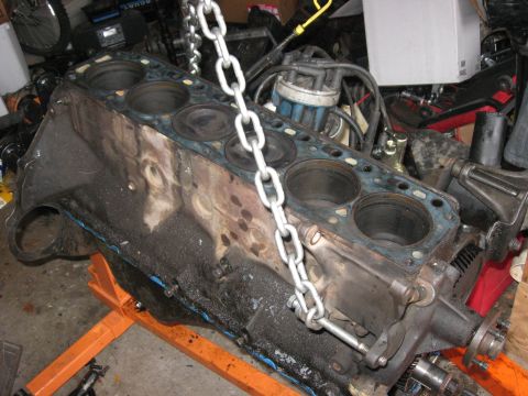 1981 Ford Bronco - Good thing I decided to pull out the engine to do the clutch, I found out it had a blown head gasket!!