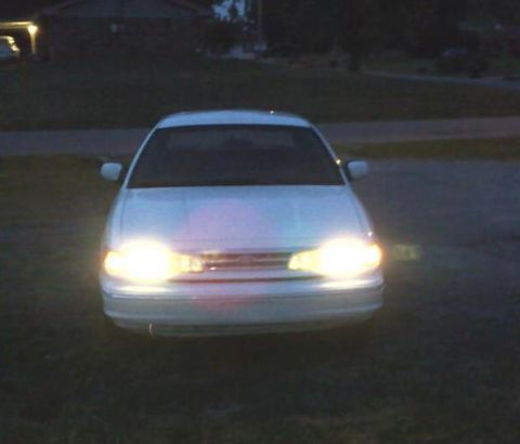 1997 Ford Crown Victoria photo