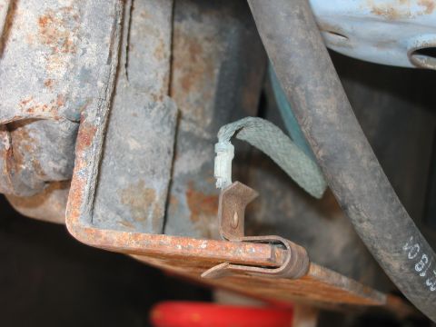 1992 Ford Bronco - frame to body ground, passenger side front