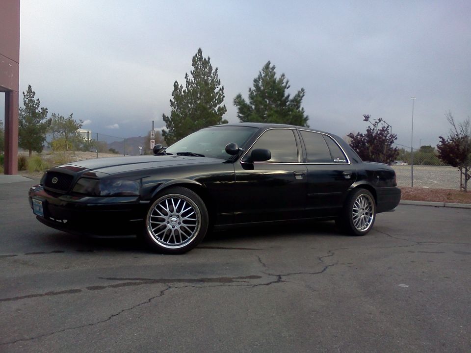 2007 Ford Crown Victoria “Phantom”