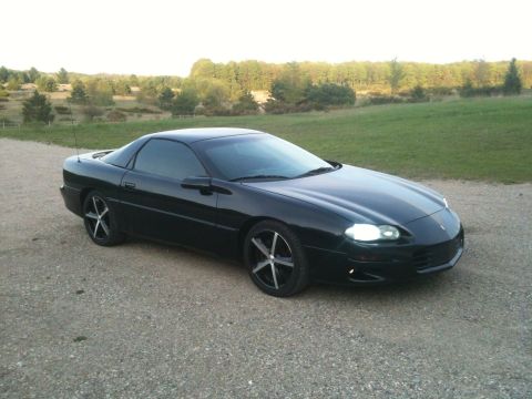 1998 Chevrolet Camaro photo
