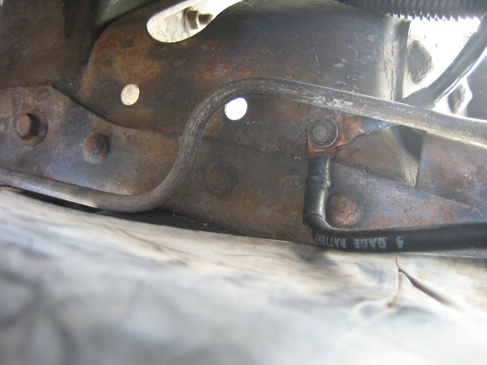 frame ground wire, one side goes to block other side to battery.