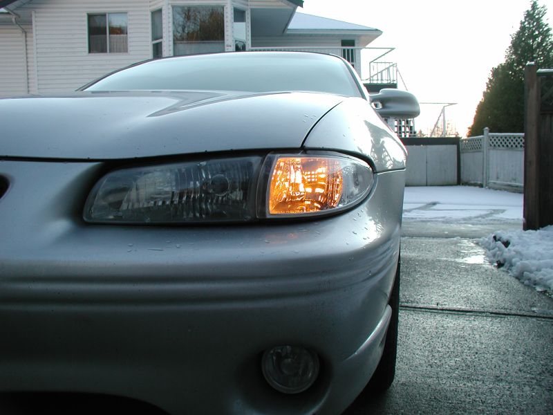 2002 Pontiac Grand Prix front corner with turn signal on