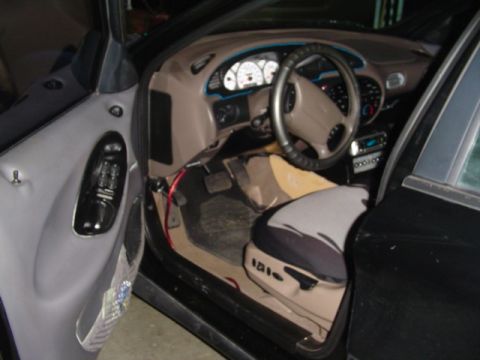 contest - 1999 Ford Taurus
