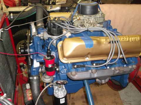 1971 Ford Ranchero - Close-up of a Ford V8 engine, showing the carburetor, distributor, and valve covers.