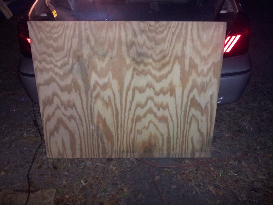 ATTEMPTING A FALSE FLOOR FOUND THIS PIECE OF WOOD